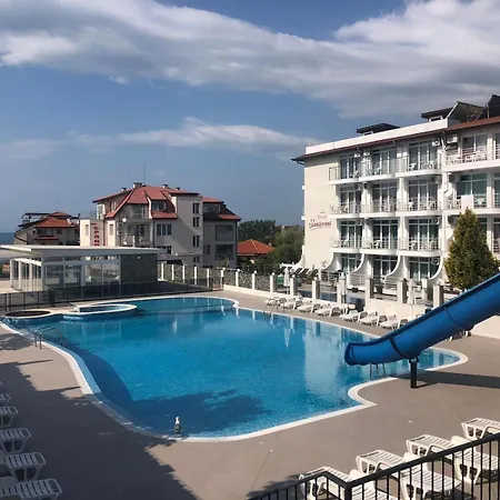 Xs In St Vlas Daire