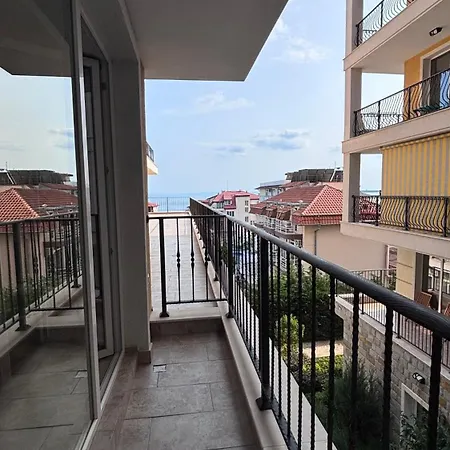 Xs In St Vlas Daire Sveti Vlas