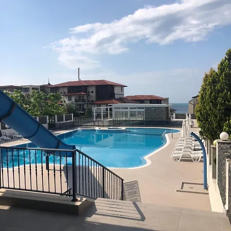 Daire Xs In St Vlas